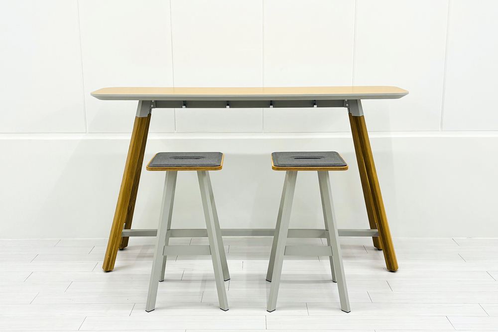 【3点セット】 ノール ロックウェル ハイテーブル＆スツールセット 中古 Knoll Rockwell Unscripted 中古オフィス家具の画像