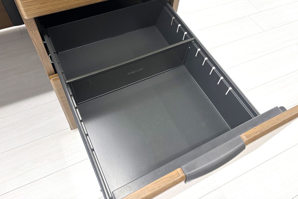 DX-4Nシリーズ オカムラ 役員家具 【3点セット】 中古 3段ラテラル書庫 ワードローブ 両開き書庫 中古オフィス家具 の画像