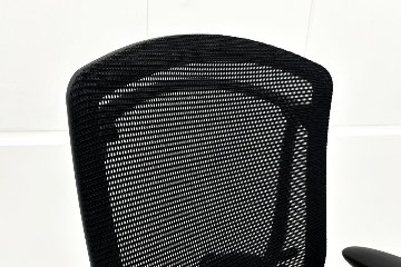 オカムラ コンテッサチェア 中古 Contessa 可動肘 座クッション 中古オフィス家具 事務椅子 エグゼクティブチェア ブラックの画像