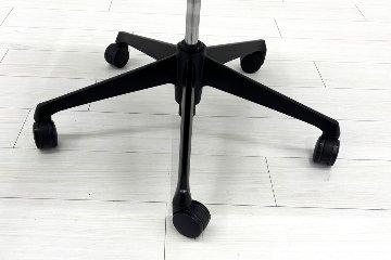 オカムラ 中古オフィス家具 コーラルチェア ハイバック 中古 背メッシュ 固定肘 中古チェア Choral ベージュの画像