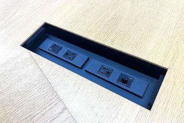 カッシーナ イクスシー ジョイ カンファレンステーブル 中古 Cassina IXC. JOY 大型会議テーブル 会議机 中古オフィス家具 3750/1400/730の画像