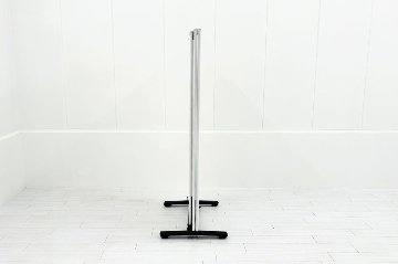 コクヨ 三つ折りホワイトボード パーテーション 中古 中古オフィス家具 2450/600/1800の画像