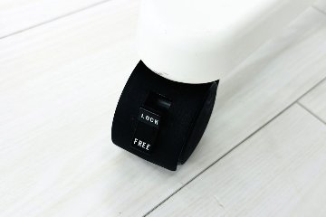 コクヨ 三つ折りパーテーション 中古 中古オフィス家具 間仕切り 3030/460/1500の画像
