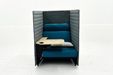 ワークブース 中古 インテント イトーキ ラウンジソファ 1人用ソファ 中古オフィス家具 電源コード付き 998/922/1300の画像