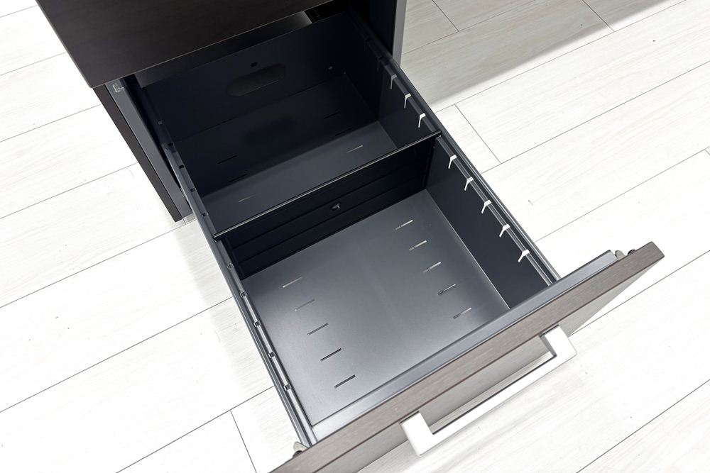 中古役員デスク 中古オフィス家具 ナイキ 両袖机 幅1800 マネージメントデスク 1800/800/720の画像