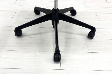 オカムラ 中古オフィス家具 コーラルチェア ハイバックメッシュ 中古 肘無 中古チェア Choral ブラックの画像