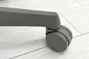 中古 オカムラ チェア sulato(スラート)シリーズ ハイバック 肘無 中古オフィス家具 ミディアムブルーの画像
