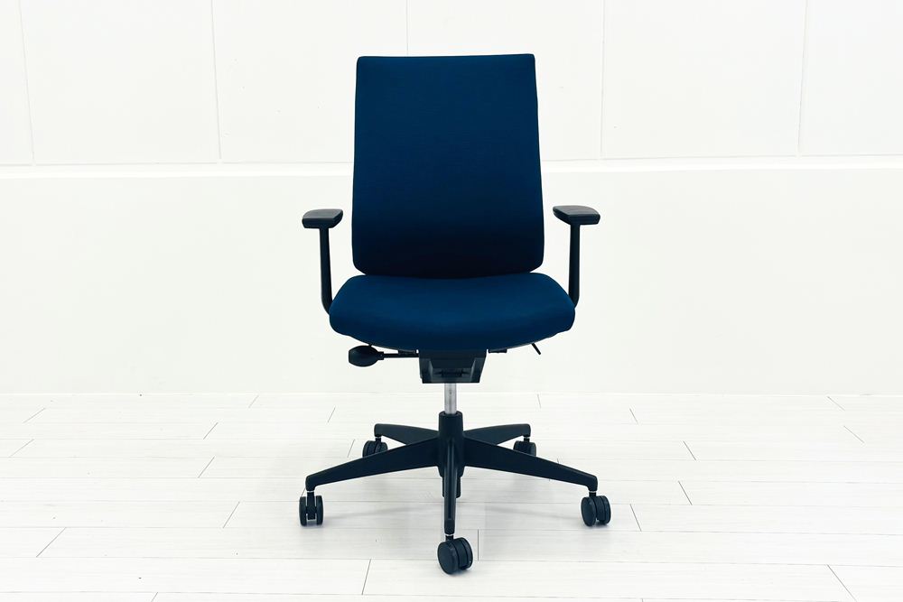 コクヨ Wizard(ウィザード)シリーズ 中古 2019年製 固定肘  中古オフィス家具 KOKUYO ターコイズブルーの画像