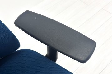 コクヨ Wizard(ウィザード)シリーズ 中古 2019年製 固定肘  中古オフィス家具 KOKUYO ターコイズブルーの画像