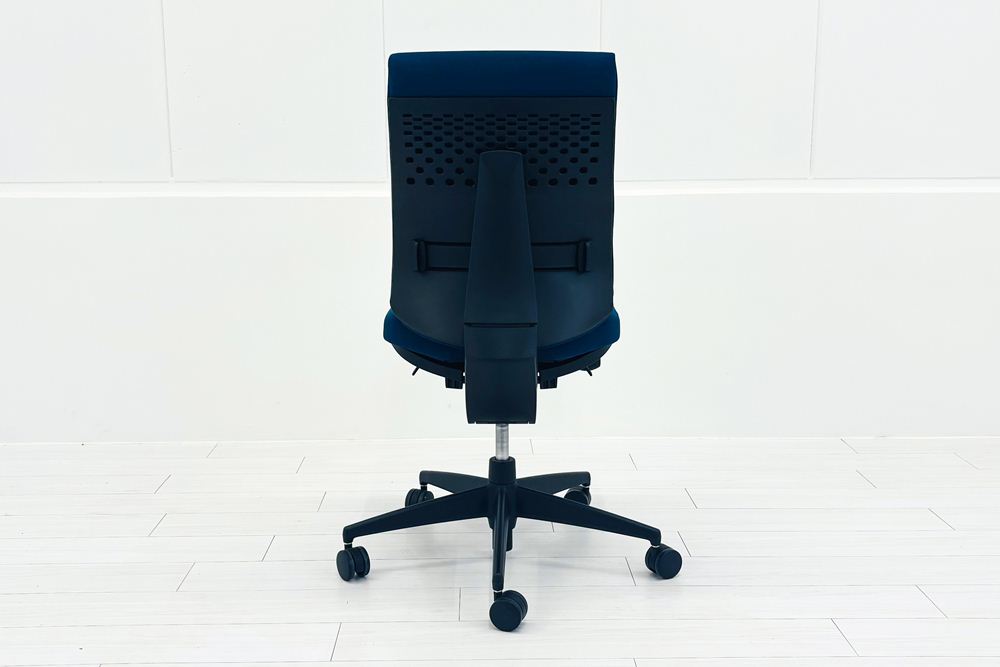 コクヨ Wizard(ウィザード)シリーズ 中古 2020年製 肘無  中古オフィス家具 KOKUYO ターコイズブルーの画像