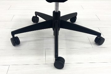 コクヨ Wizard(ウィザード)シリーズ 中古 2020年製 肘無  中古オフィス家具 KOKUYO ターコイズブルーの画像
