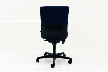 オカムラ 中古 チェア 2016年製 エスクード ESCUDO(エスクード)シリーズ 中古オフィス家具 肘無 ハイバック ブルーの画像