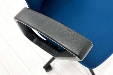 コクヨ ウィザードチェア 中古 2022年製 リング肘 ウィザード3 ローバック 中古オフィス家具 KOKUYO Wizard ブルーの画像