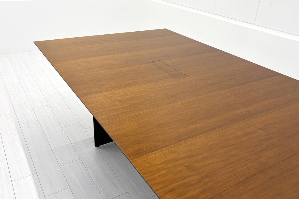 大型会議テーブル エアーフレーム 3015 カンファレンステーブル 中古 Cassina ixc. AIR FRAME 3015 conference table 中古オフィス家具 3600/1200の画像