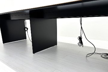 大型会議テーブル エアーフレーム 3015 カンファレンステーブル 中古 Cassina ixc. AIR FRAME 3015 conference table 中古オフィス家具 3600/1200の画像