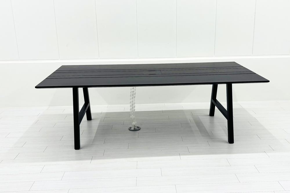 中古会議テーブル BuzziSpace BuzziPicNic バジィ・スペース バジィ・ピクニック 2400/1200/750の画像