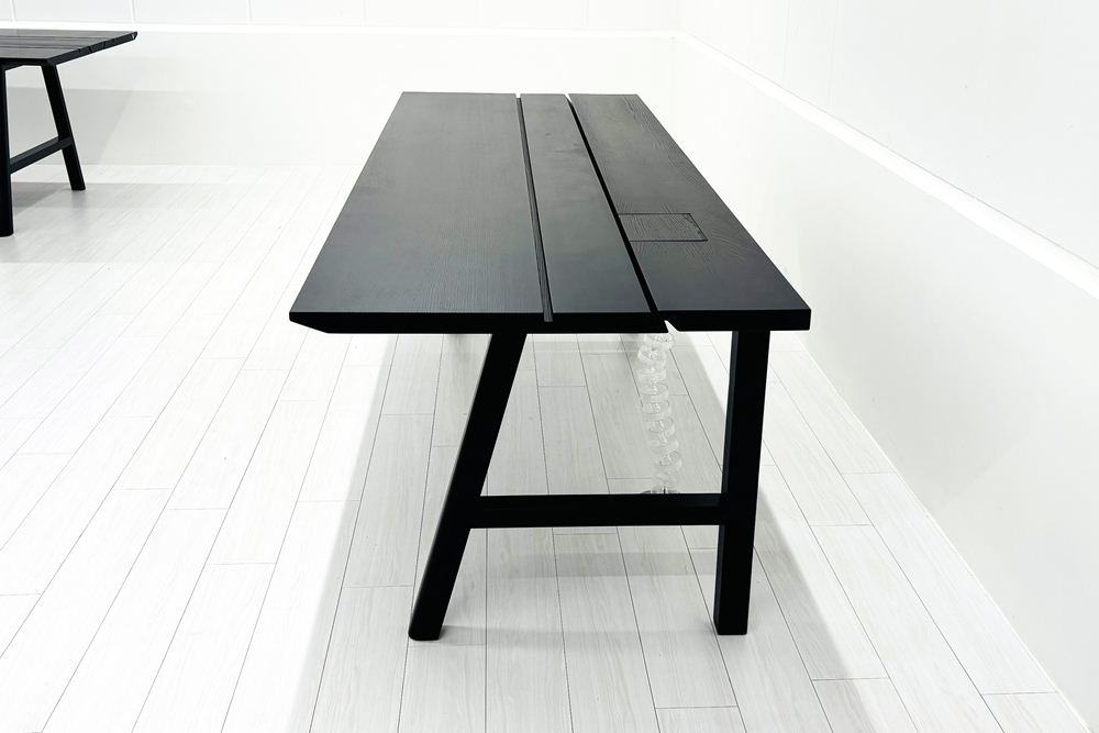 中古デスク Buzzispace BuzziPicNic Desk Table バジィ・スペース バジィ・ピクニック・デスクテーブル 2400/800/750の画像