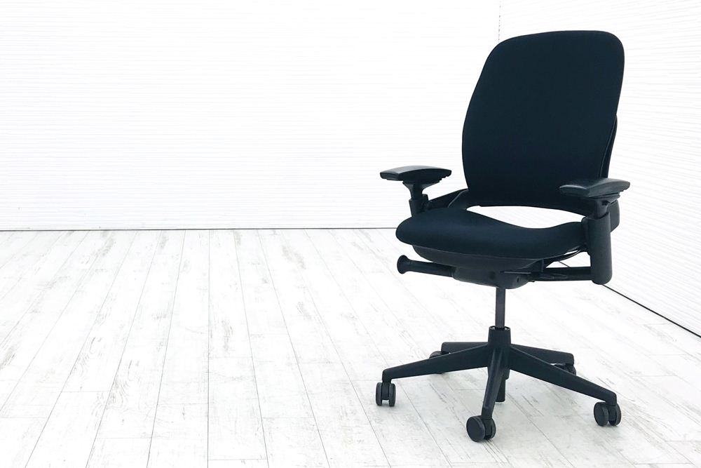 リープチェア V2 中古 スチールケース  ブラック クッション Steelcase Leap 中古オフィス家具 OAチェアの画像