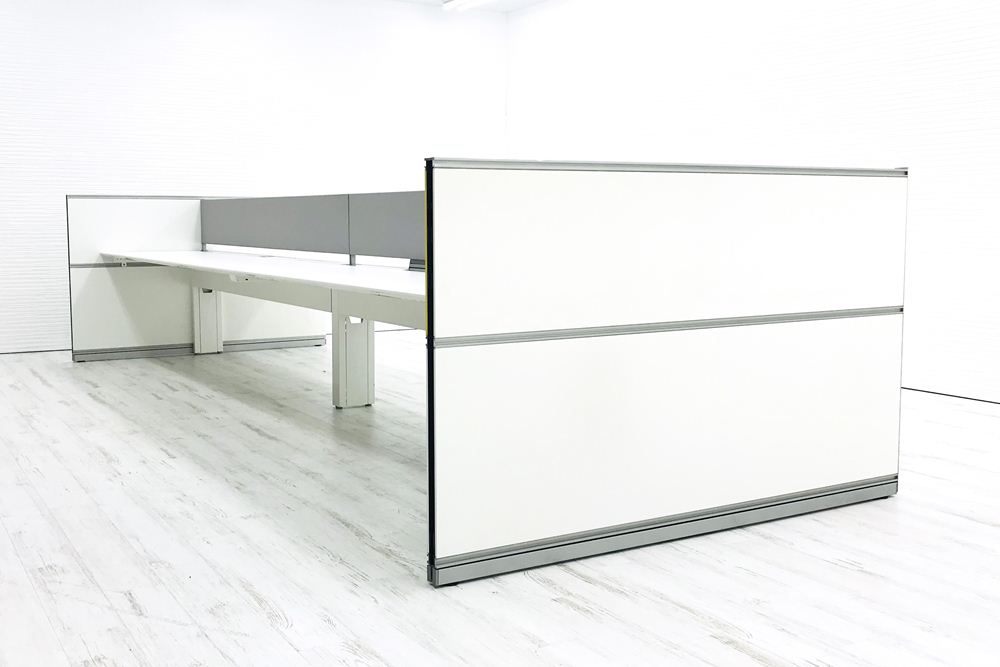 フリーアドレス 中古 オカムラ 【両面2連4枚セット】 W4900×D1400×H720 8人可能 中古オフィス家具 平机 ホワイトの画像