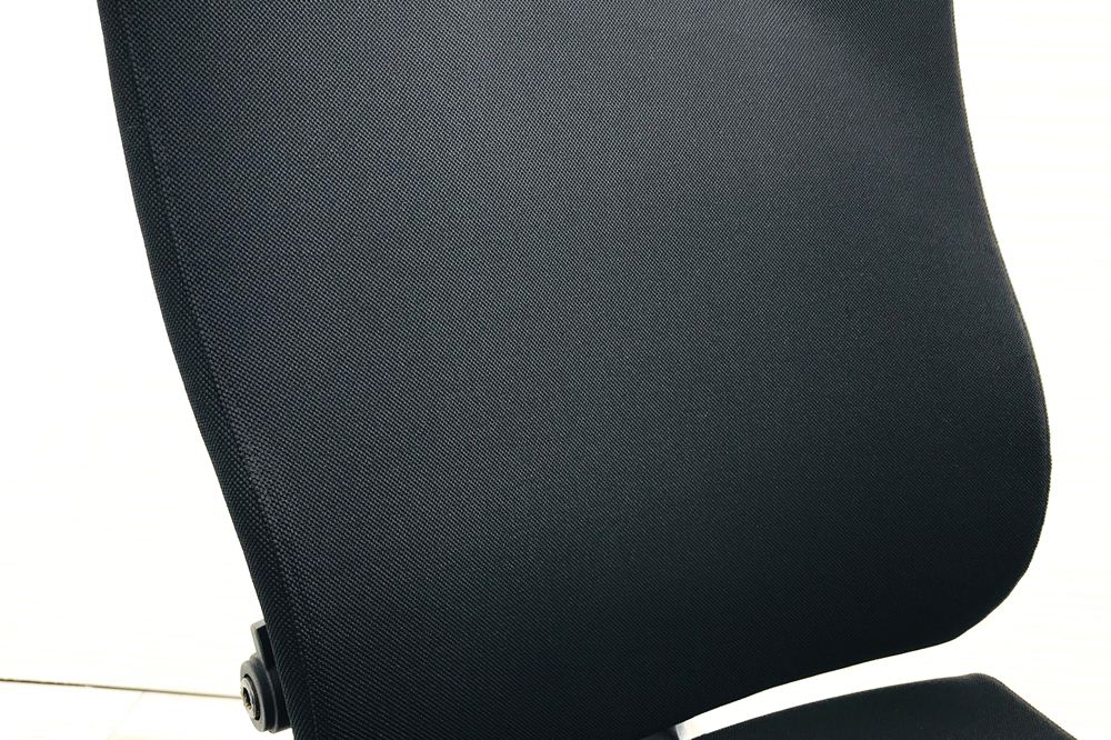 スピーナチェア 中古 イトーキ クッション オフィスチェア スピーナ 可動肘 中古オフィス家具 KE-717GP-T1T1 ブラック画像