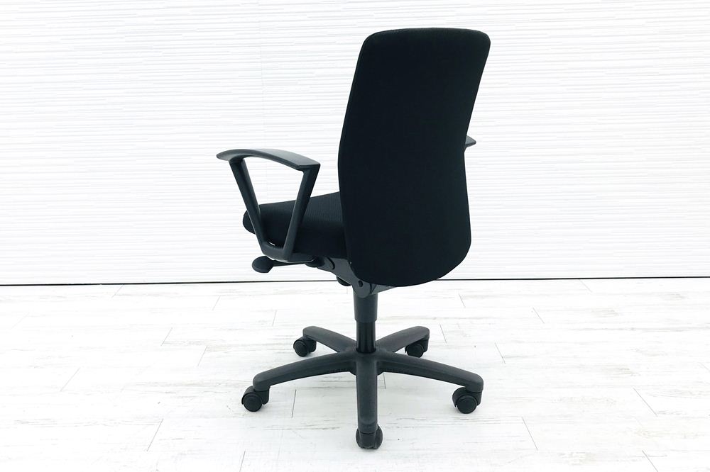 ブロスチェア 中古 オフィスチェア イトーキ ブロス クッション 固定肘 ブラック 事務椅子 ITOKI 中古オフィス家具 KCS-845CC画像
