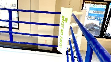 スポンサー支援を“見える化”。ジム運営の新常識。　【ロゴ入りコーナーパッド】の画像