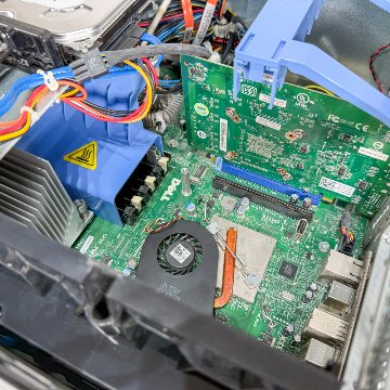 DELL Precision T5500 WindowsXP Pro SP2 Xeon E5540 2.53GHz HDD 500GB×2 ミラーリング機能搭載 90日保証の画像