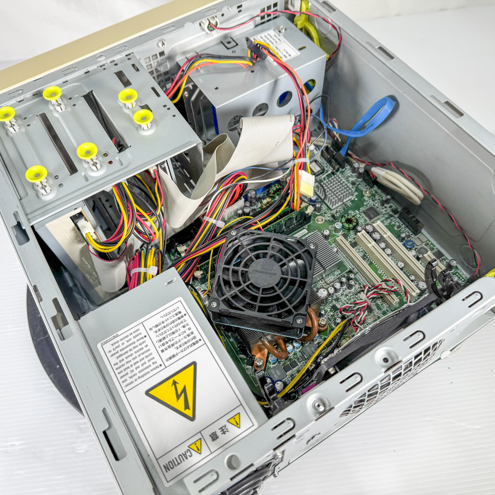 東芝 E5 model model330 WindowsXP Pro SP2 32bit  HDD 250GB 30日保証の画像