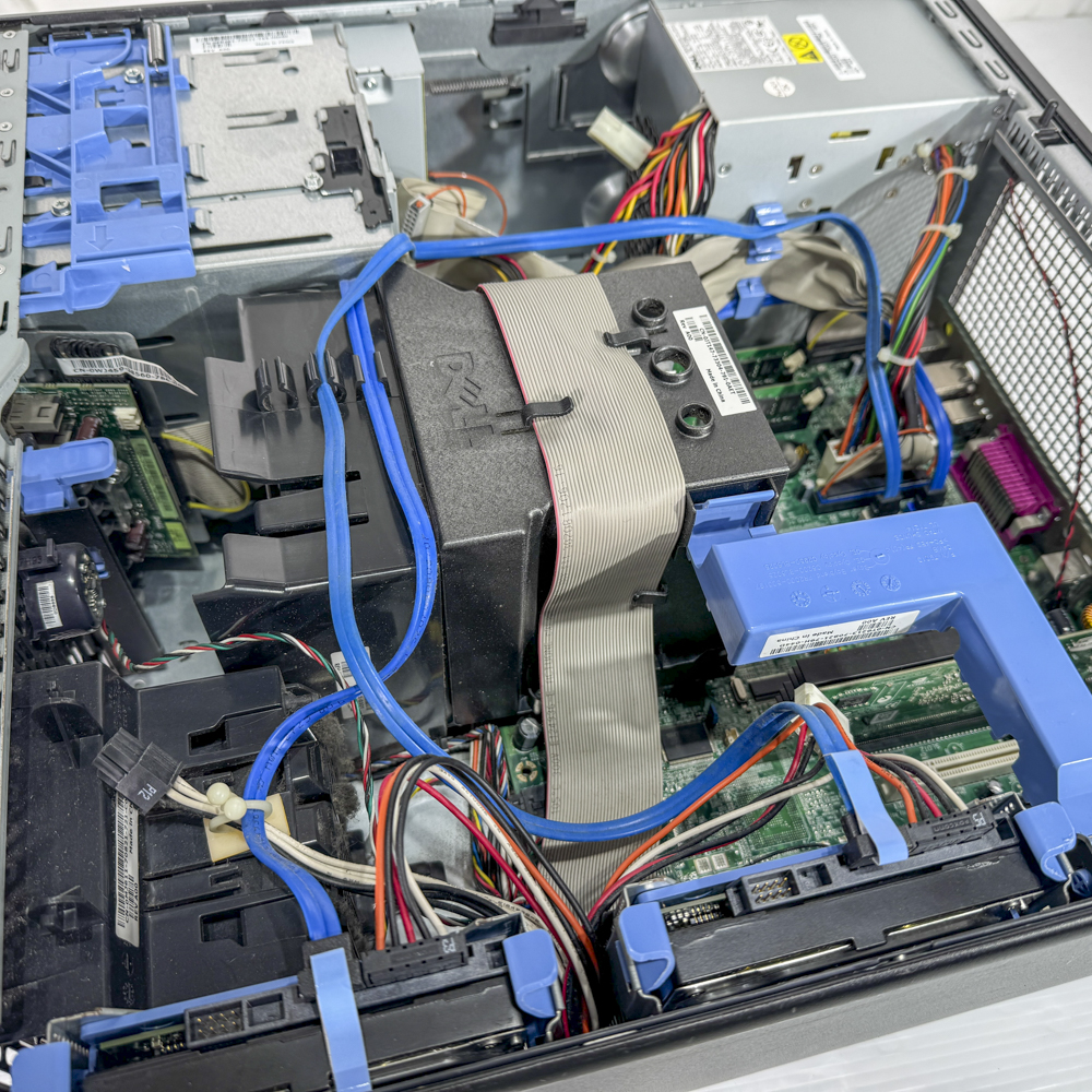 DELL Precision 390 WindowsXP Pro SP3 32bit Core2 4300 1.80GHz HDD 500GB 90日保証の画像