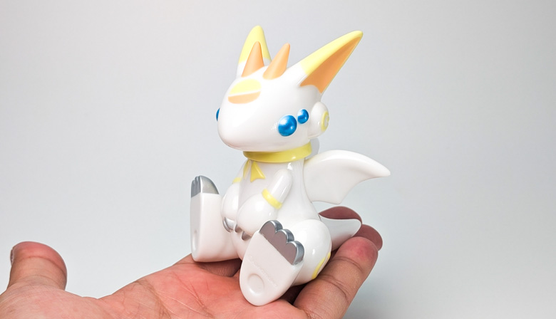 新品 ドラネッツ 幼竜型 ソフビ さんど模型 蓄光 GID ソフビ】 ドラネッツ 幼竜型 ポップアップ記念カラー｜さんど模型