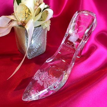 ガラスの靴 シンデレラ クリスタル ハイヒール クリア 名入れ彫刻 無料 誕生日 結婚祝 母の日 ホワイトデー クリスマス インテリア 記念品 プレゼント オススメ 売れ筋画像