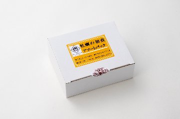 【牡蠣の佃煮アソートパック】　かきっこと椎茸のこく旨煮55g・かきっこと山椒のピリ旨煮55g・かきっこと生姜のあま辛煮55g・すもーくおいちー25gの画像