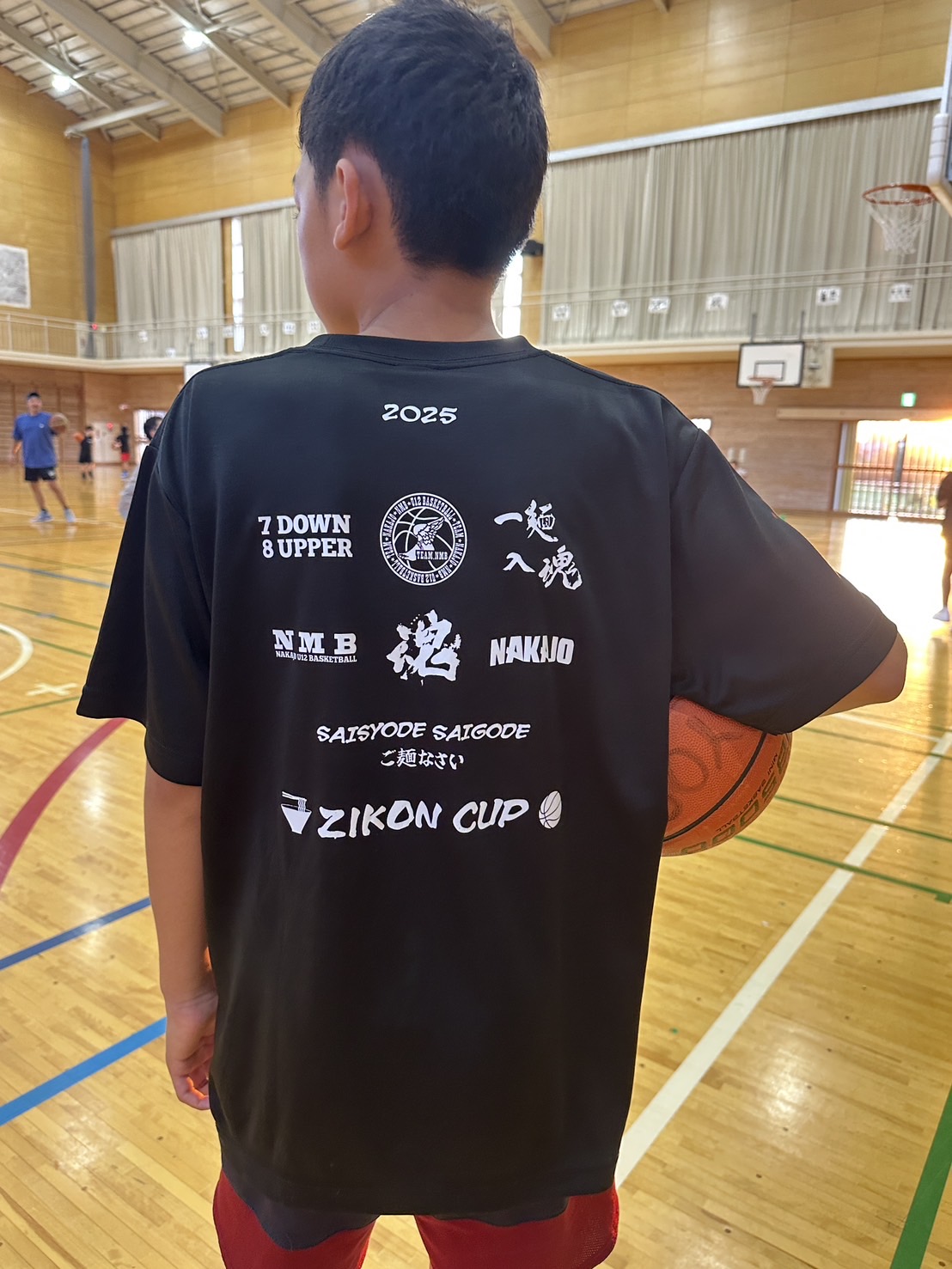 ZIKON CUP Tシャツの画像