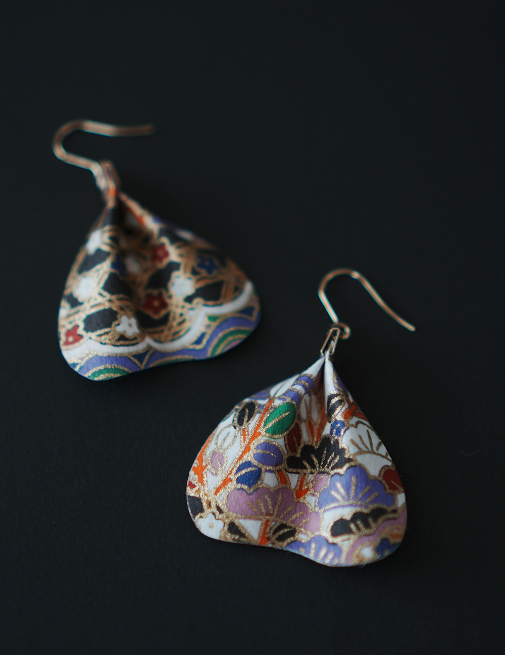 和紙の花びらピアス＆イヤリング（両耳用）｜MICOHANA by SuperFlowerの画像