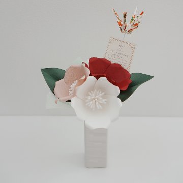 神子花ブーケの画像