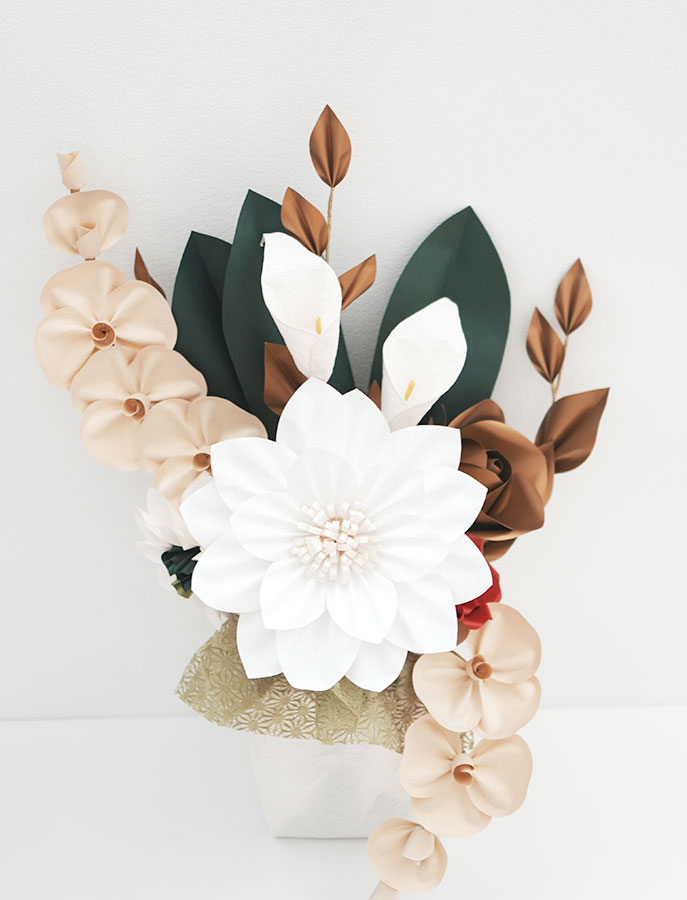 凛華 -RINKA-｜白の気品と調和のアレンジメントの画像