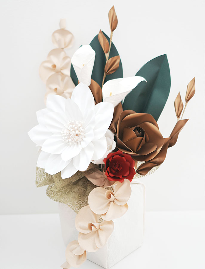凛華 -RINKA-｜白の気品と調和のアレンジメントの画像