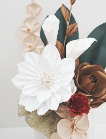 凛華 -RINKA-｜白の気品と調和のアレンジメントの画像