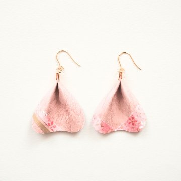 花守り｜伊邪那美命 花びらピアス＆イヤリングの画像