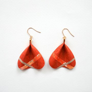 花守り｜天照大神 花びらピアス＆イヤリングの画像