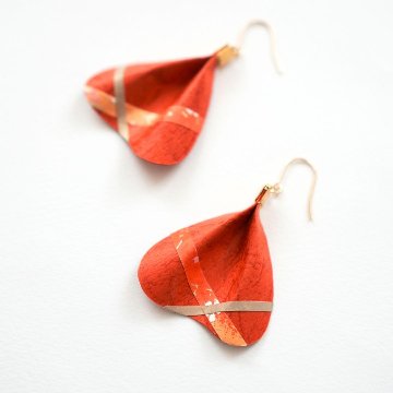 花守り｜天照大神 花びらピアス＆イヤリングの画像