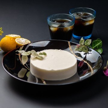 レアチーズケーキ4号【冷凍・送料別】の画像