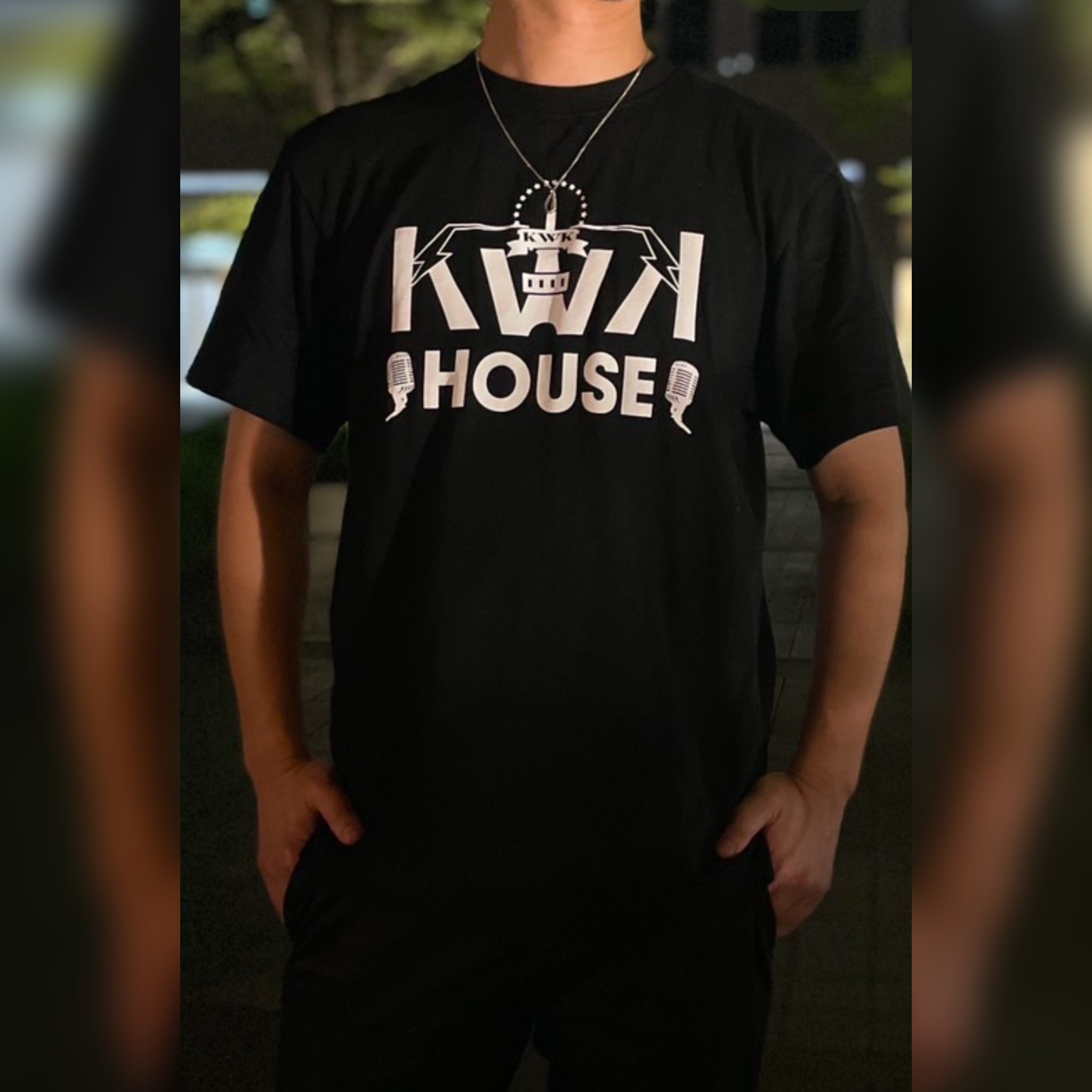 KWK RADIO Tシャツの画像
