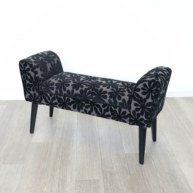 コンパクトベンチスツール　椅子　モノトーン花柄の画像