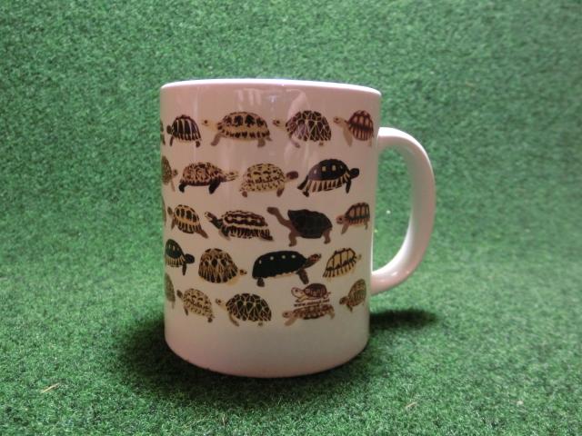 リクガメだらけのマグカップの画像