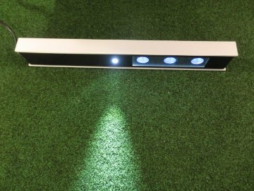 爬虫類用UV-B LEDライト MH-7Sの画像