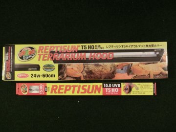 レプティサン テラリウムフード ＆5.0UVB T5HO 24W セット（お取り寄せ品）の画像