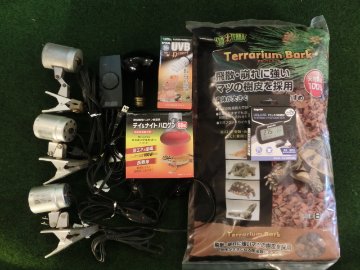 リクガメ飼育器材セット ミニマムタイプ(ユーズド含）数量限定！の画像