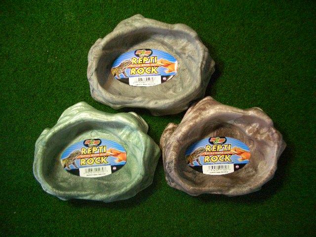 レプティロック ウォーターデッシュＭ　水・エサ入れの画像