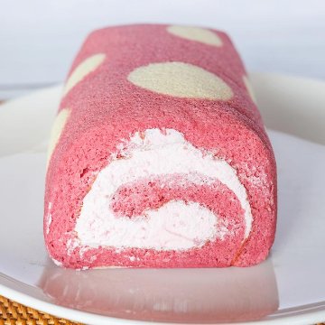 【送料無料】千鳥おばあちゃんの ロールケーキ（水玉柄）いちごクリーム画像